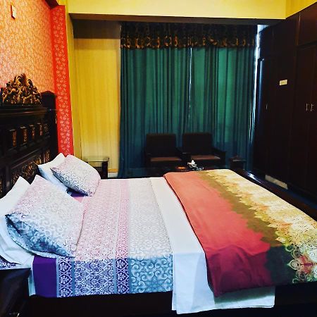 Divine Hotel Равалпинди Екстериор снимка