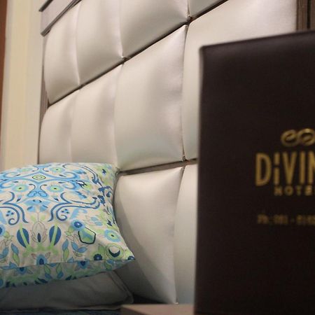 Divine Hotel Равалпинди Екстериор снимка